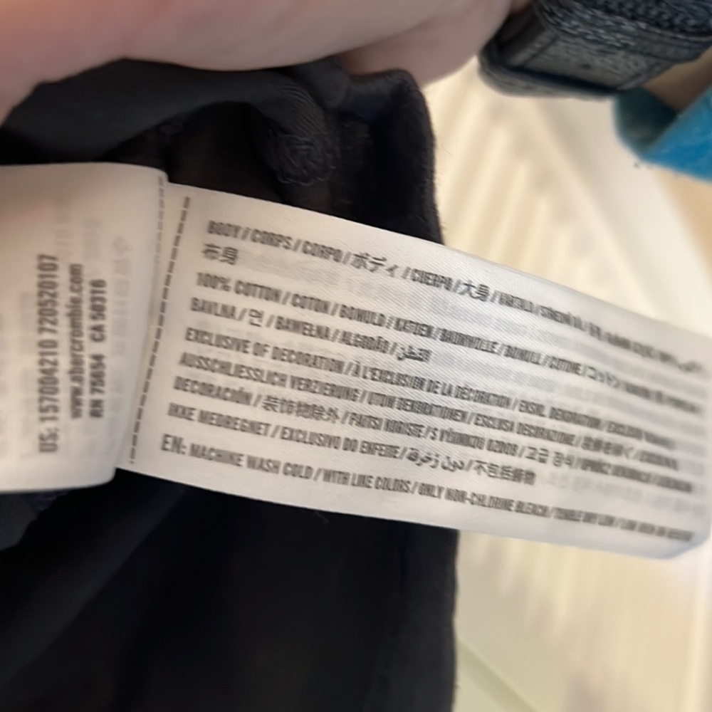 Whitney Houston Muscle Tee Shirt - Picture 5 of 7